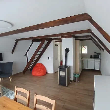 Kamenice Ferienhaus *